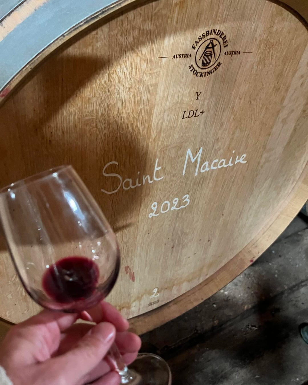 Tasted in barrel this morning with Jean-Baptiste Duquesne (365_jours_en_bio ). He was kind enough to walk…, 3/5