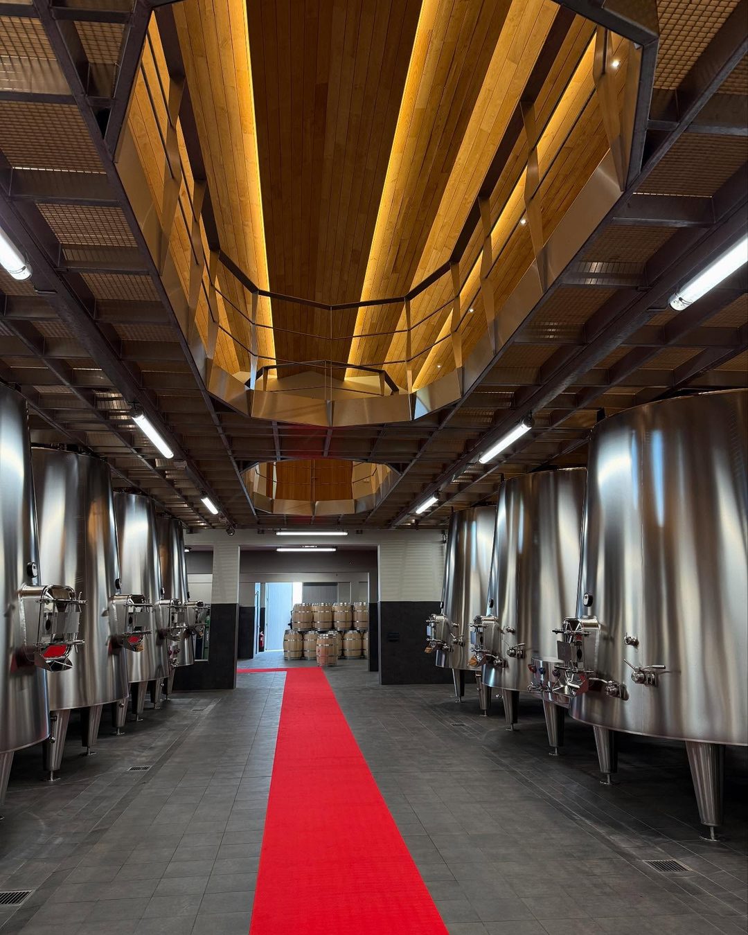 Red carpet for the En Primeur 2024 tasting at Chateau Troplomg Mondot in Saint Emilion, 2/4